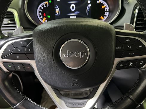 Used 2020 Jeep Grand Cherokee Summit AWD/4WD image 23