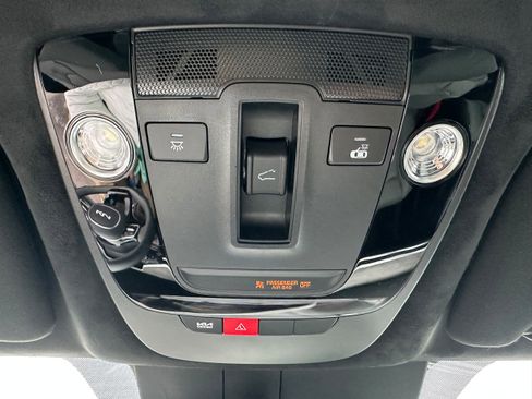 Used 2025 Kia Sorento SX Prestige w/ Sage Leather Package image 53