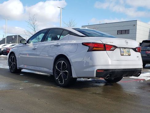 Certified 2025 Nissan Altima 2.5 SR w/ SR Premium Package image 5