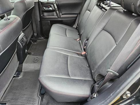 Used 2020 Toyota 4Runner Venture image 11