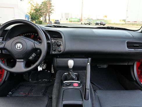 Used 2000 Honda S2000 image 17