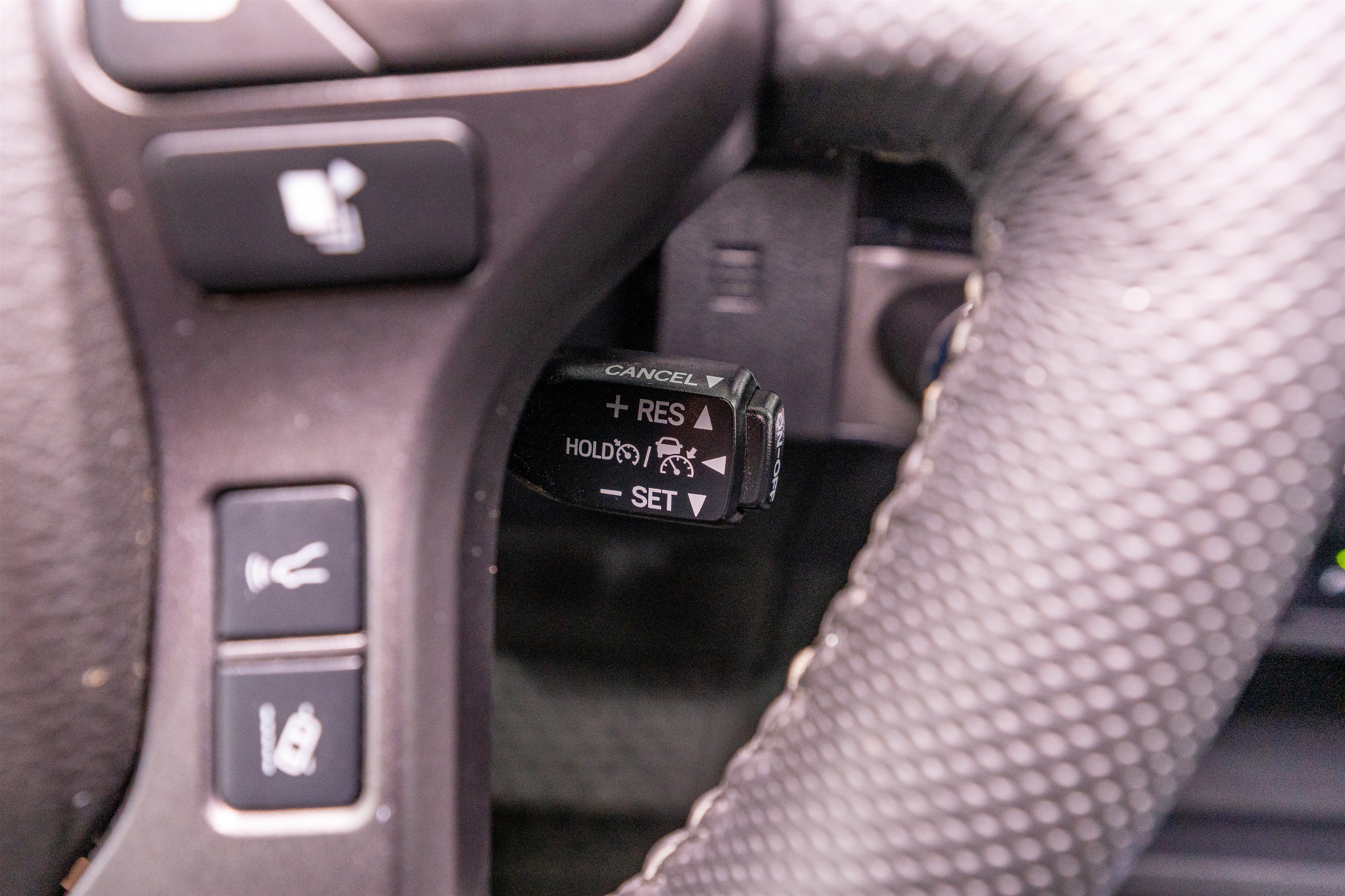 Used 2023 Toyota Tacoma TRD Sport w/ TRD Premium Sport Package AWD/4WD image 31