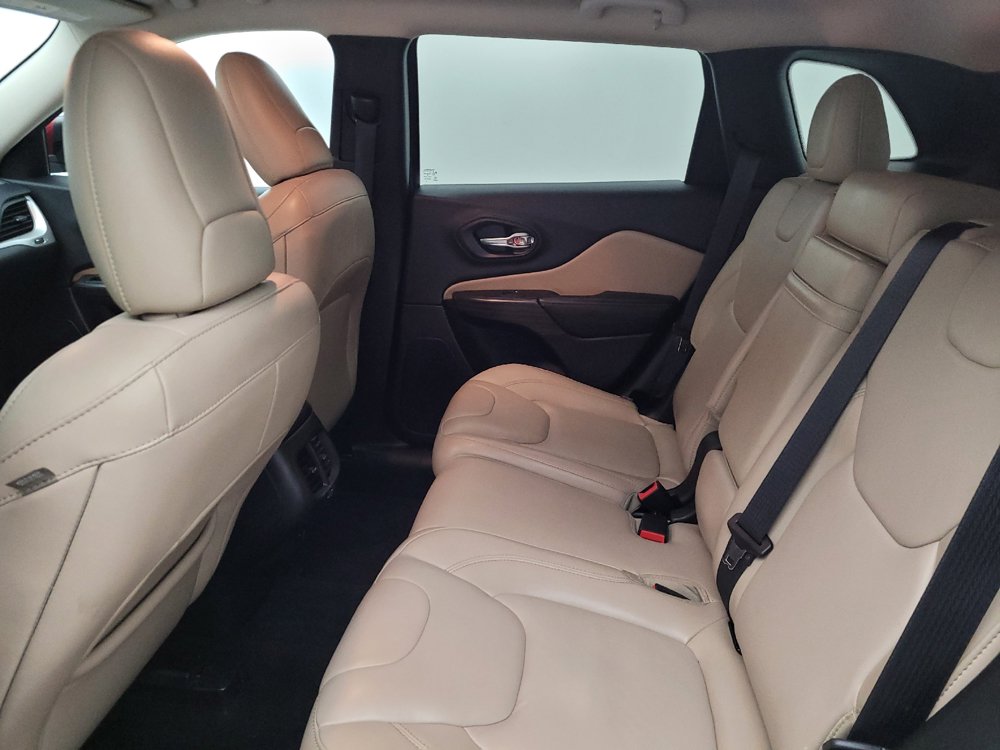 Used 2017 Jeep Cherokee Limited AWD/4WD image 18