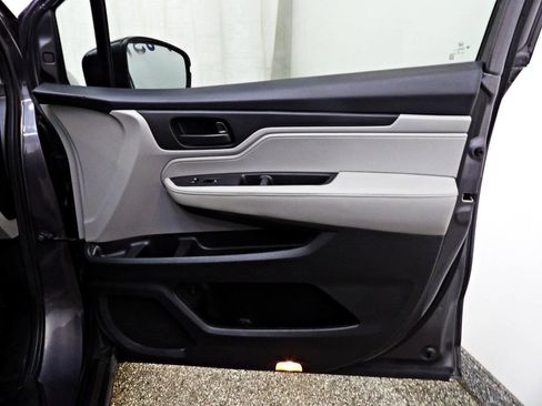 Used 2019 Honda Odyssey EX-L image 11