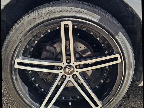 Used 2011 Toyota Venza w/ Premium Pkg #2 image 9