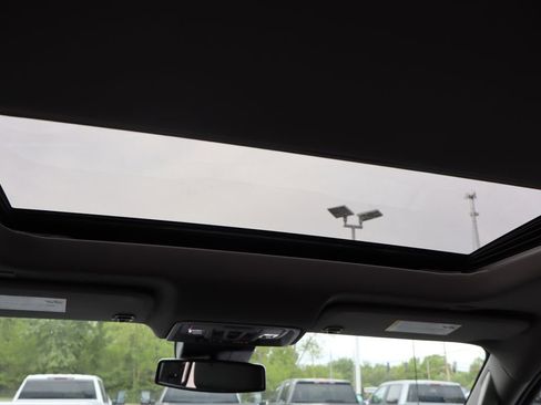New 2026 Chevrolet Silverado 1500 LTZ w/ LTZ Premium Package AWD/4WD image 20