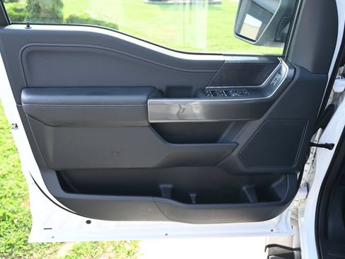 Used 2022 Ford F150 XLT w/ Equipment Group 302A High AWD/4WD image 19