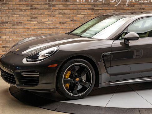 Used 2016 Porsche Panamera Turbo S image 9