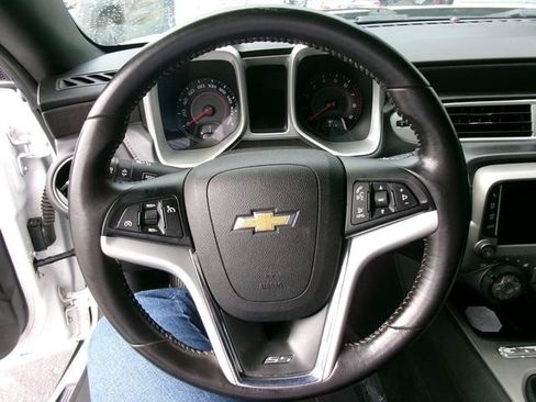 Used 2015 Chevrolet Camaro SS RWD image 8