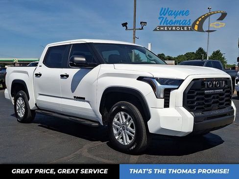 Used 2024 Toyota Tundra SR5 w/ SR5 Convenience Package AWD/4WD image 1