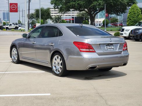 Used 2013 Hyundai Equus Signature RWD image 5