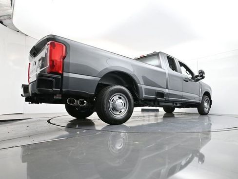 New 2026 Ford F250 XL RWD image 32