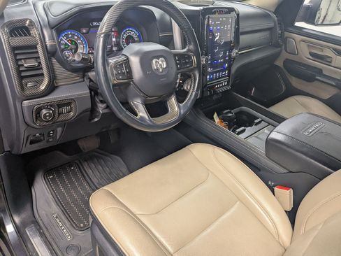 Used 2019 RAM 1500 Limited AWD/4WD image 12