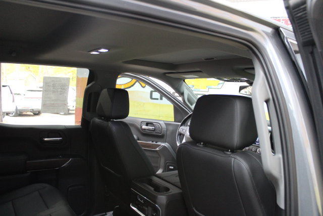 Used 2019 GMC Sierra 1500 SLT w/ SLT Premium Plus Package AWD/4WD image 10