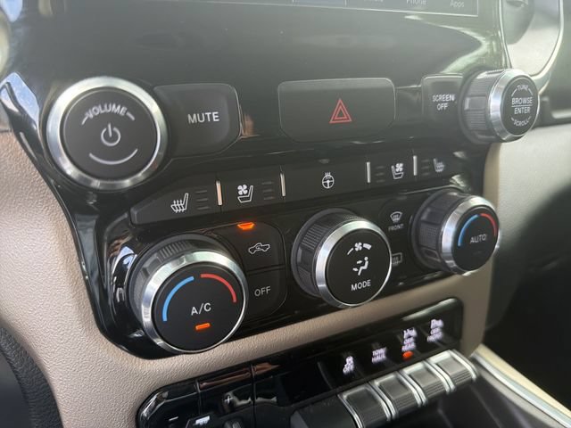 Used 2022 RAM 2500 Laramie AWD/4WD image 29
