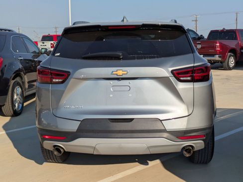 Used 2023 Chevrolet Blazer LT w/ Convenience Package image 4