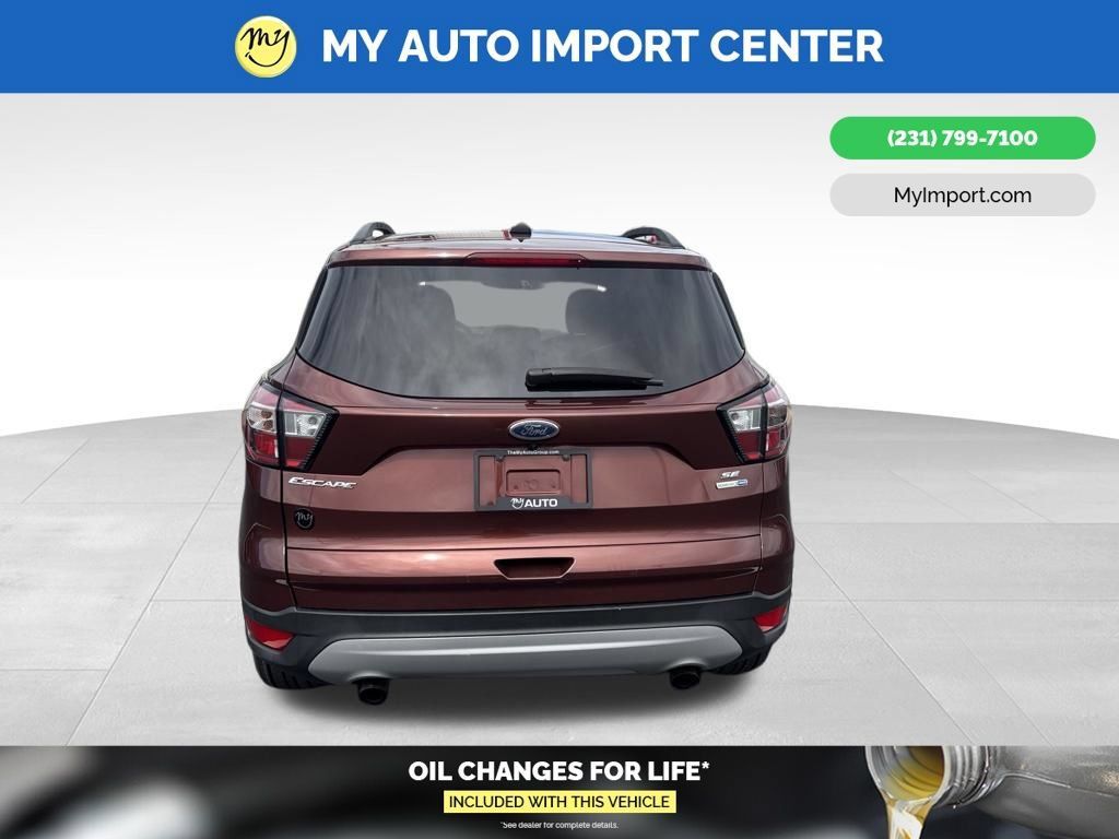 Used 2018 Ford Escape SE w/ SE Sync 3 Package AWD/4WD image 6