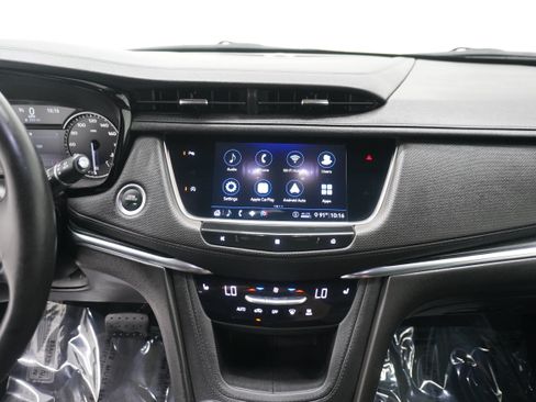 Used 2020 Cadillac XT5 Premium Luxury FWD image 22