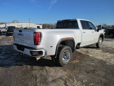 New 2026 GMC Sierra 3500 Denali Ultimate image 5