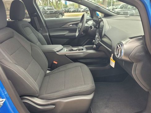 New 2026 Chevrolet Equinox EV LT image 14