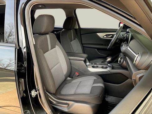 Used 2024 Chevrolet Blazer LT w/ Driver Confidence Package image 29