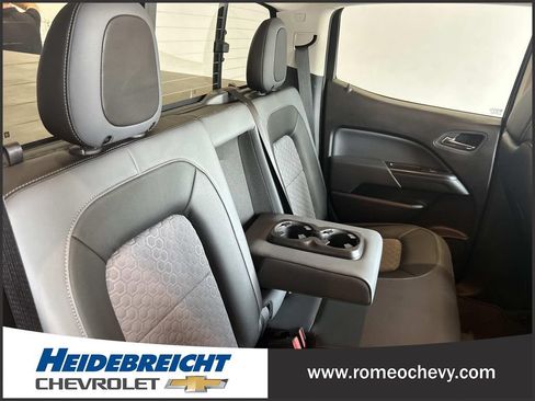 Used 2016 Chevrolet Colorado Z71 AWD/4WD image 32