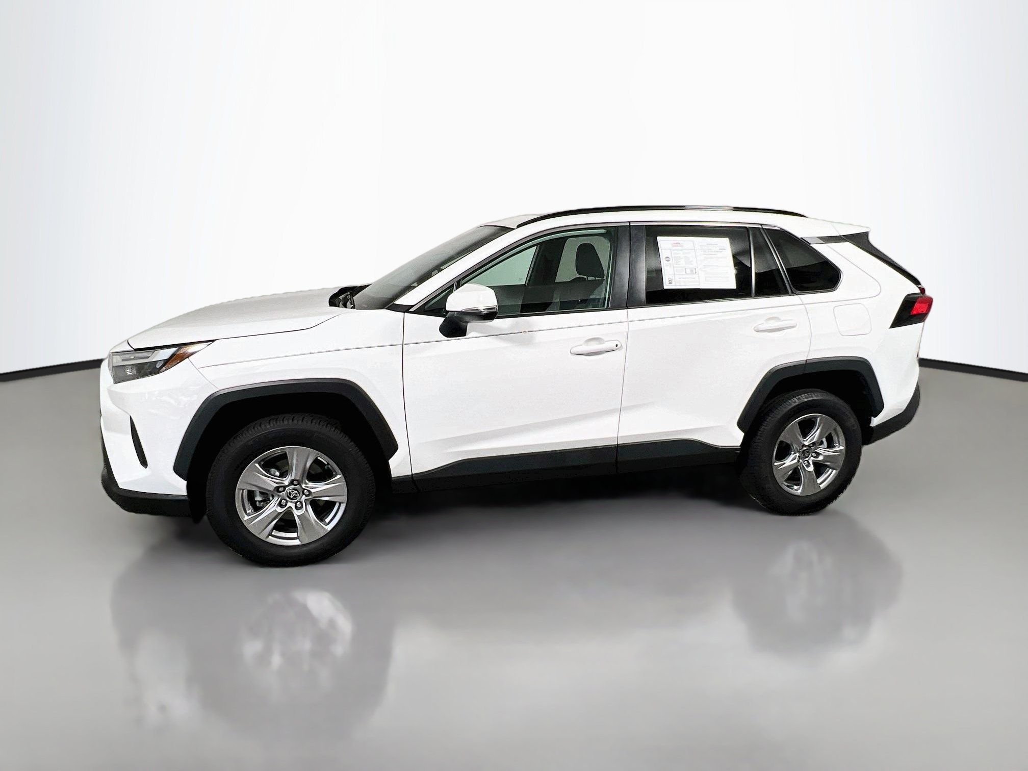 Used 2023 Toyota RAV4 XLE w/ Convenience Package FWD image 9
