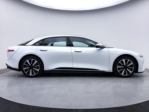 Used 2023 Lucid Air Pure image 39