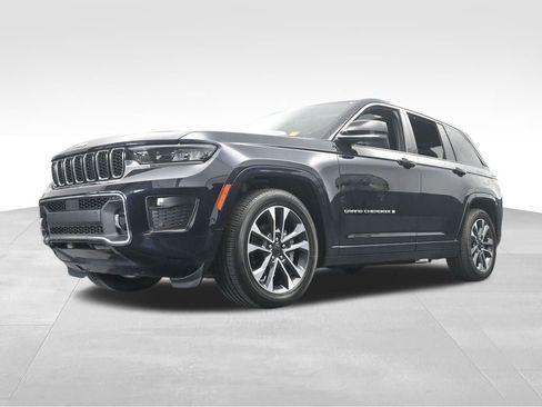 Used 2024 Jeep Grand Cherokee Overland w/ Luxury Tech Group IV image 63