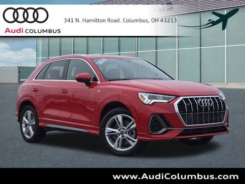 Certified 2023 Audi Q3 2.0T Premium Plus image 1