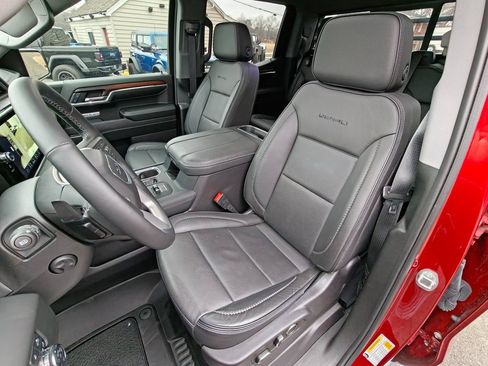 Used 2024 GMC Sierra 1500 Denali w/ Technology Package image 7