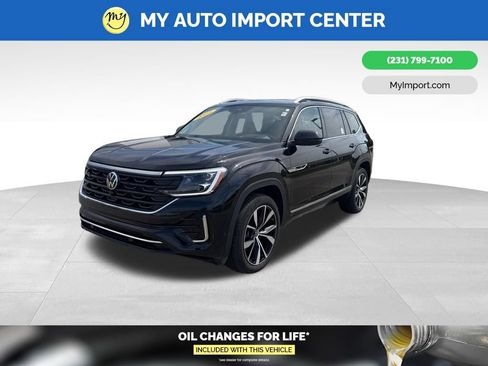 Used 2025 Volkswagen Atlas SEL Premium R-Line AWD/4WD image 3