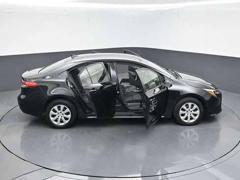 Used 2024 Toyota Corolla LE image 56