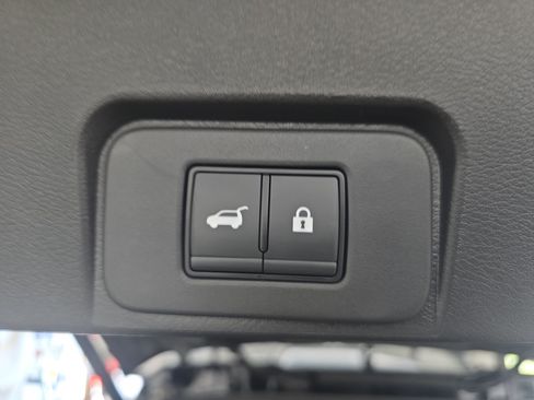 Used 2026 Nissan Rogue Dark Armor FWD image 14