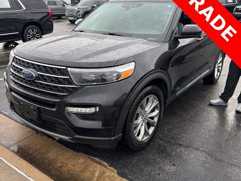 Used 2020 Ford Explorer XLT w/ Equipment Group 202A image 1