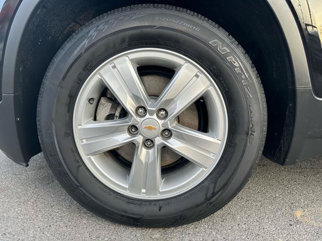 Used 2020 Chevrolet Trax LS w/ Tint and Cruise Package FWD image 24