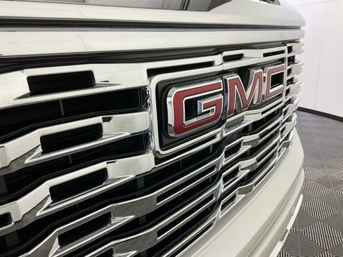 Used 2024 GMC Sierra 1500 Denali w/ Denali Reserve Package image 11