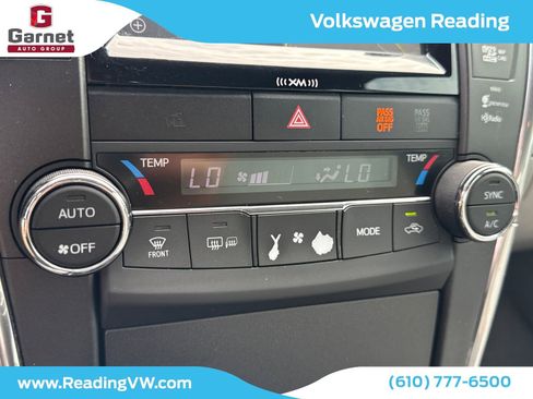 Used 2016 Toyota Camry XLE image 32