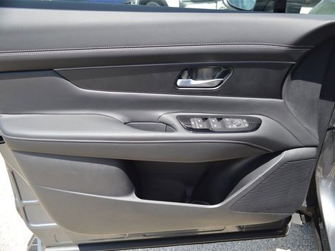 New 2025 Nissan Murano SV image 22