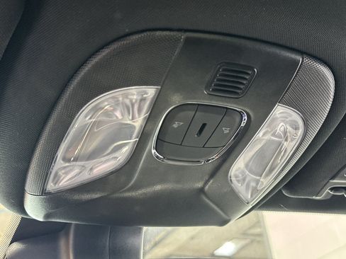 Used 2024 Jeep Compass Latitude AWD/4WD image 33