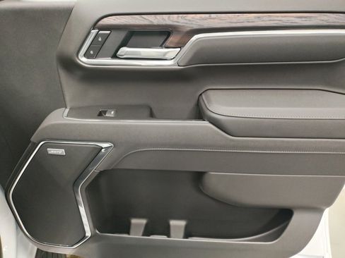 New 2026 GMC Sierra 1500 SLT w/ SLT Premium Plus Package image 9