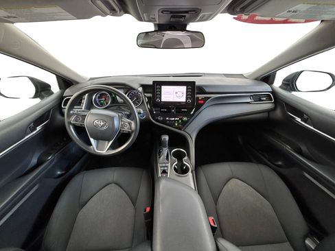 Used 2021 Toyota Camry LE FWD image 17