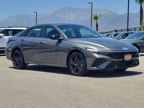 New 2026 Hyundai Elantra SEL Sport FWD image 34
