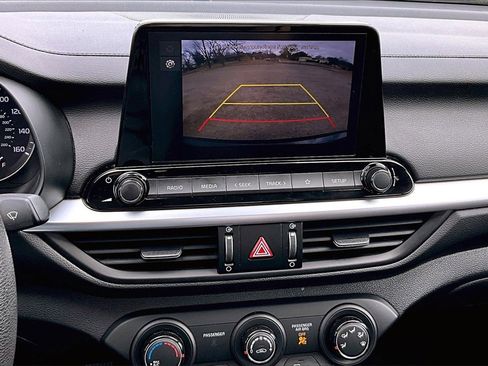 Certified 2024 Kia Forte LXS image 23