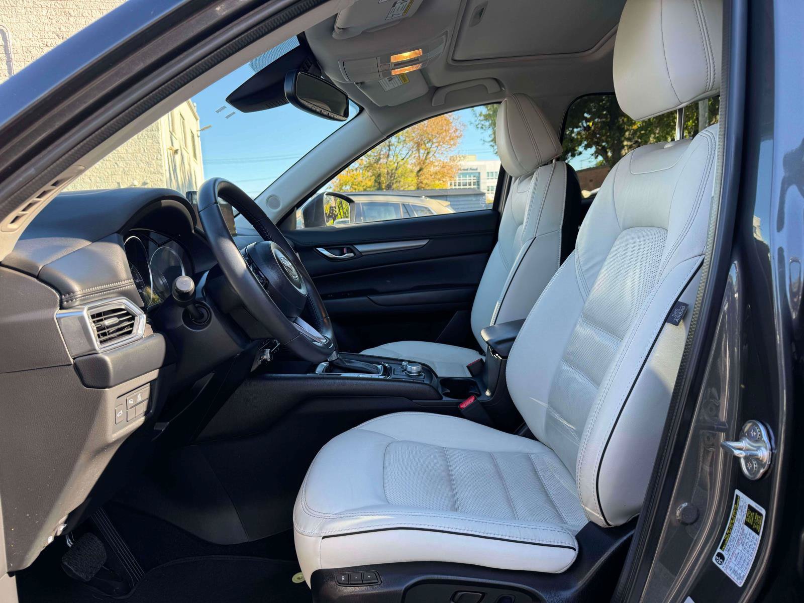 Certified 2024 MAZDA CX-5 AWD 2.5 S w/ Preferred Package image 9