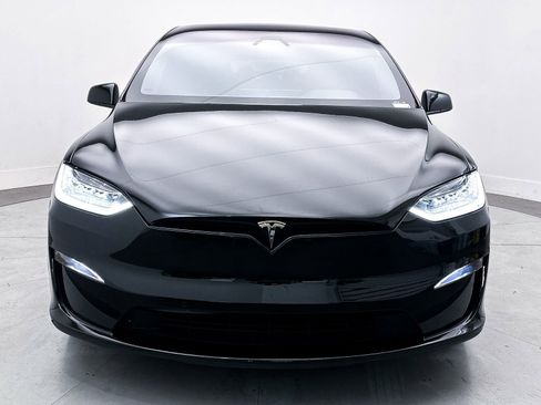 Used 2022 Tesla Model X image 11