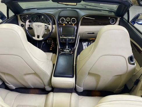 Used 2014 Bentley Continental GT image 28
