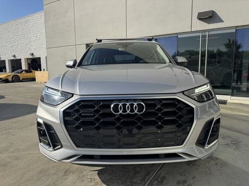 Used 2024 Audi Q5 2.0T Premium w/ Convenience Package image 2