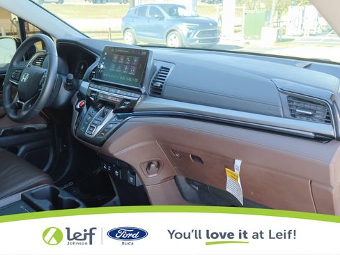 Used 2025 Honda Odyssey Touring image 39