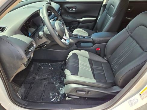 New 2026 Honda HR-V EX-L image 7